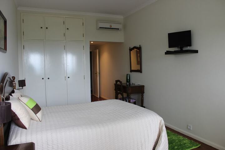 Room 7 of 26