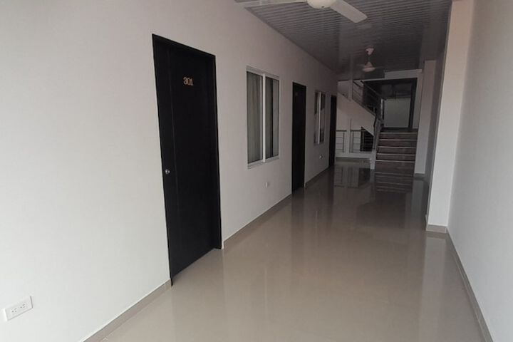 Hotel 7 of 8