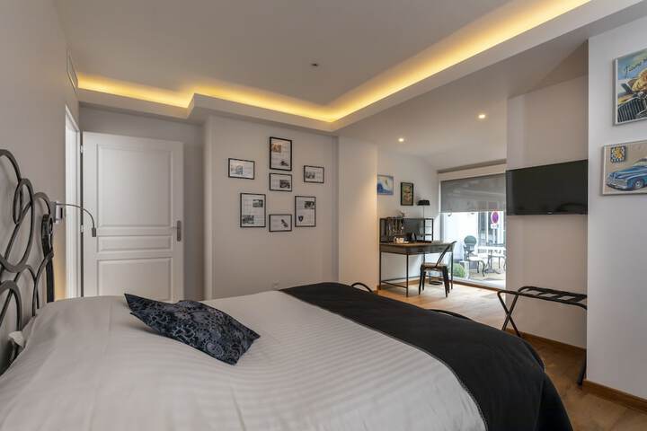 Room 10 of 147