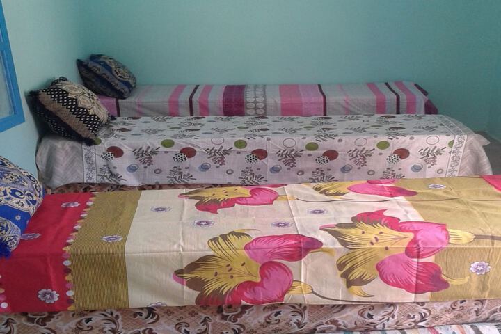 Room 7 of 9