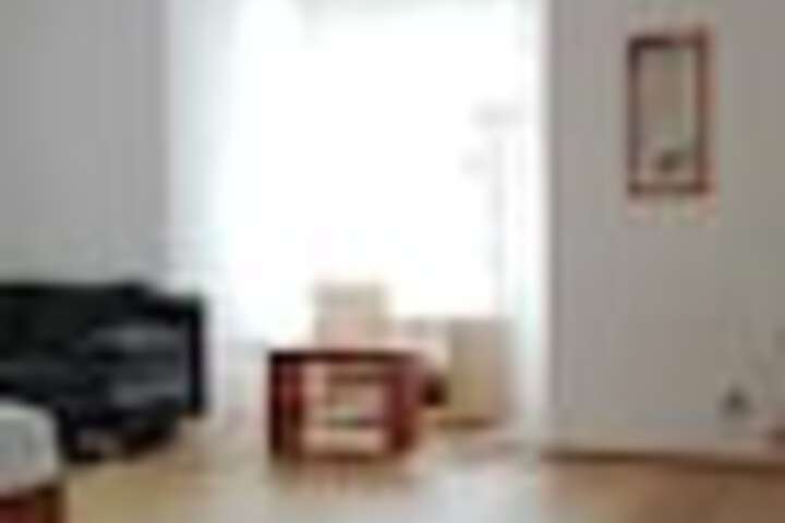 Room 44 of 324