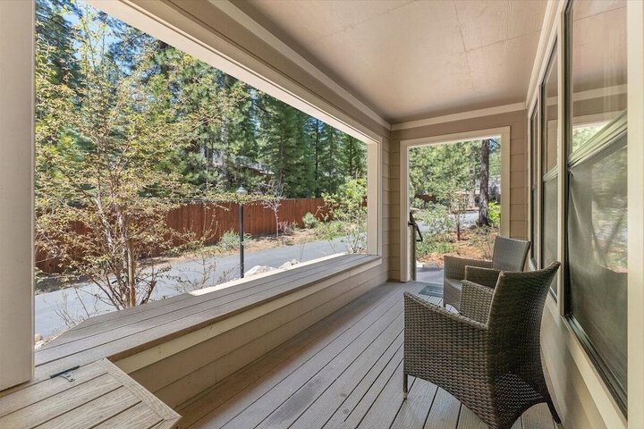 Terrace/Patio 38 of 41