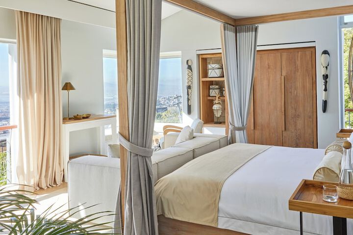 Room 4 of 54
