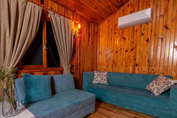 Room 27 of 91