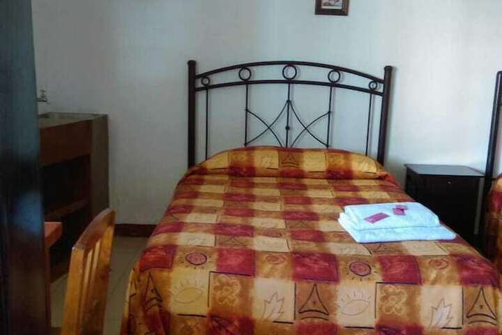 Room 12 of 42