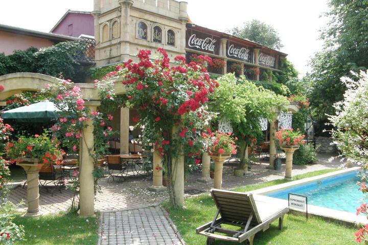 Hotel Bow Garden