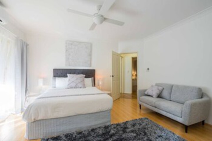 Room 22 of 54