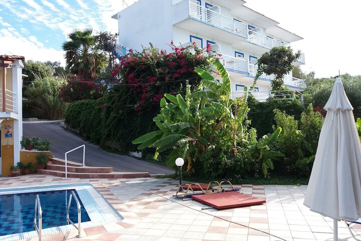 Hotel 71 of 82
