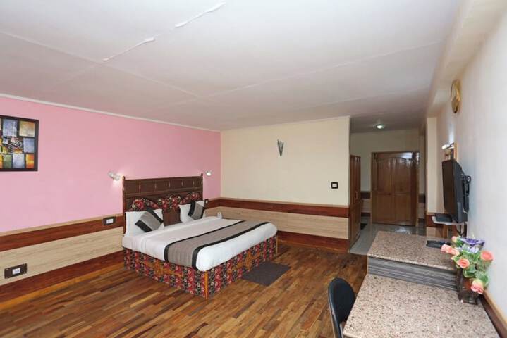 Room 21 of 31