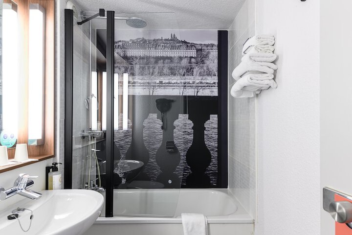 Bathroom Interior Photo