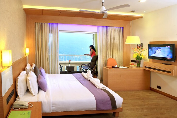Room 20 of 49