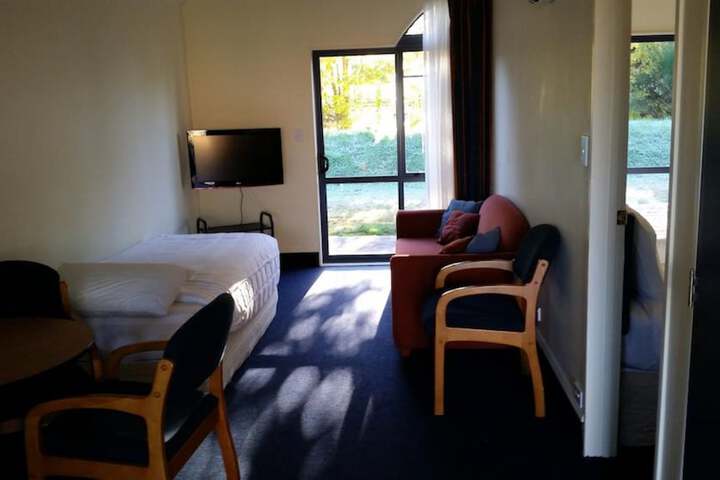 Room 12 of 26