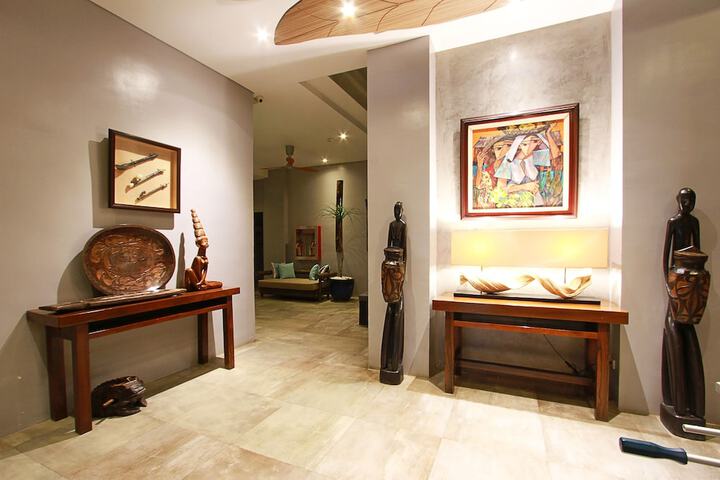 Hotel Interior 5 of 147