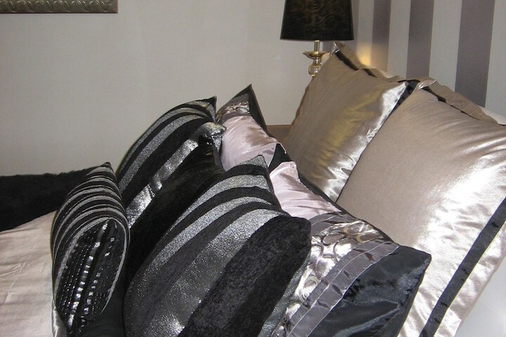 Room 7 of 36
