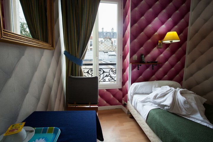 Room 3 of 56