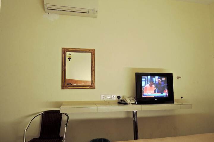 Room 19 of 59
