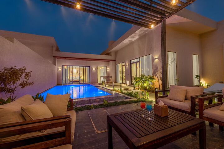 Pool 4 of 34