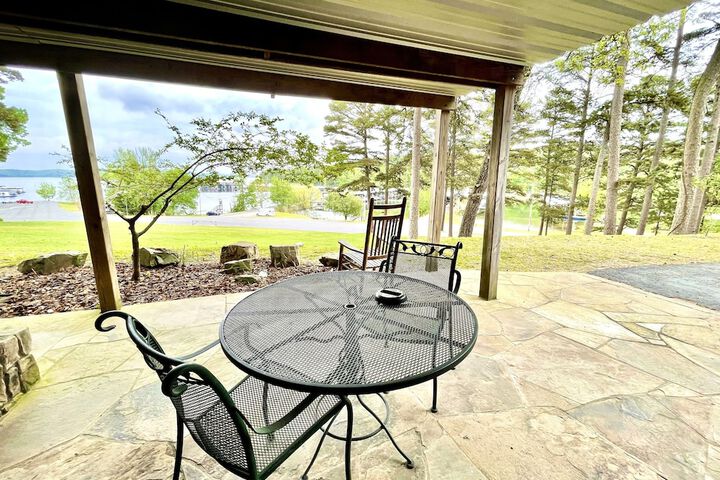 Terrace/Patio 14 of 17