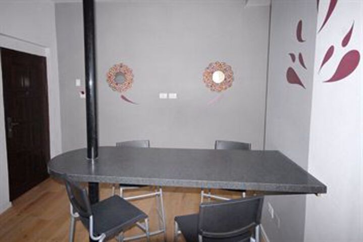 Room 37 of 59