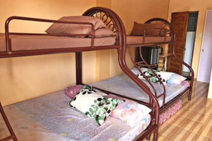 Room 18 of 24