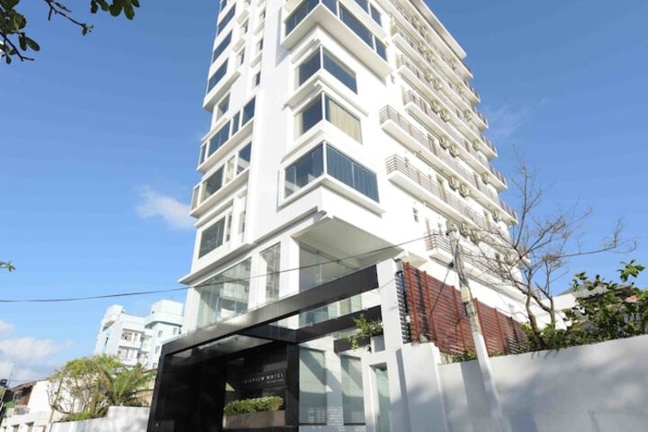 Exterior of Fair View Hotel Colombo