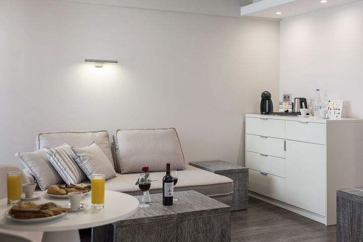 Room 40 of 114