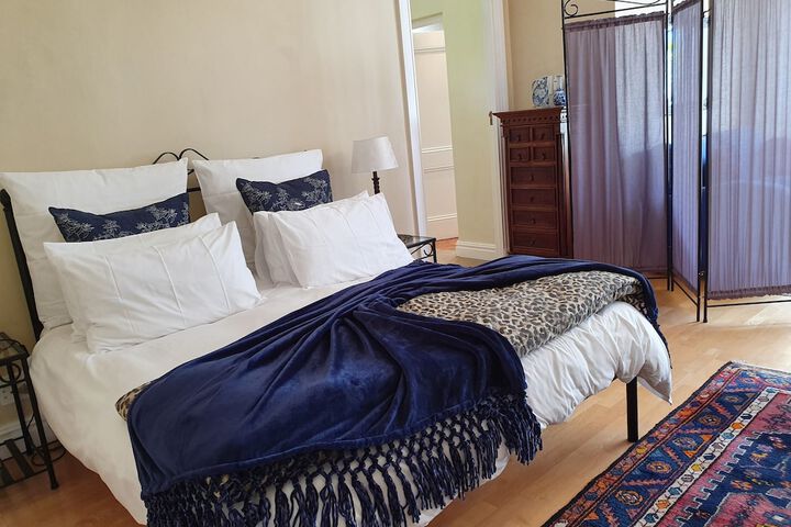 Room 5 of 49