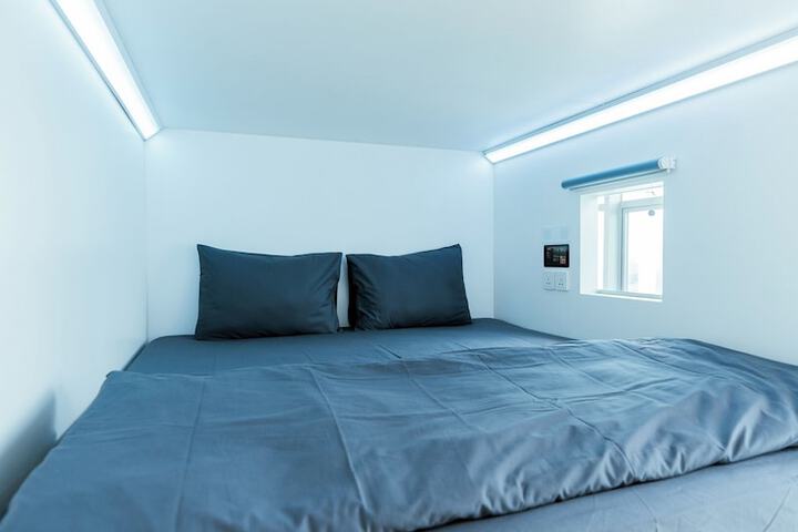 Room 3 of 13