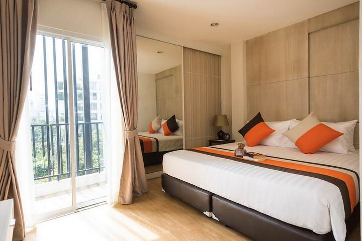 Room 10 of 47