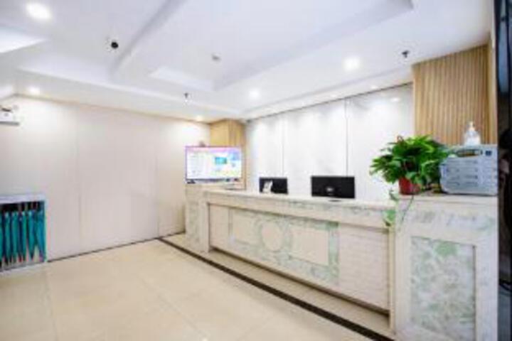 Photo of Stars Hotel Apartment (Guangzhou Shangxiajiu Shop Childrens Hospital Branch)