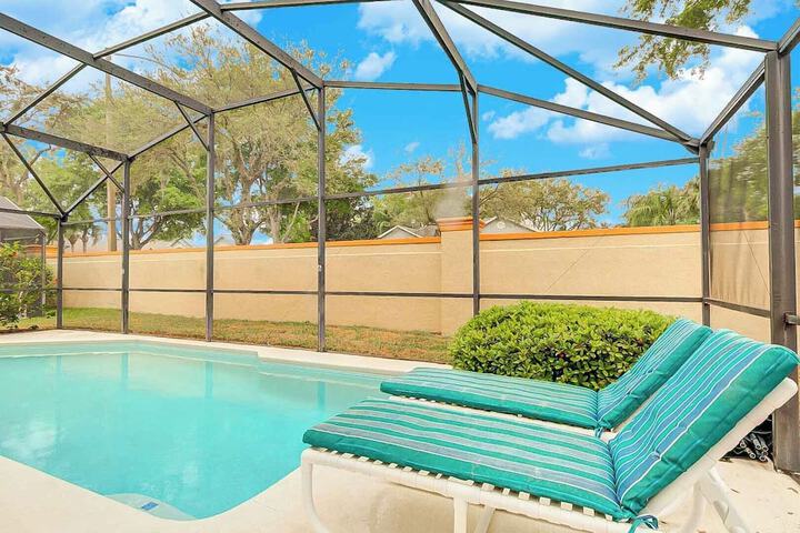 Pool 14 of 28