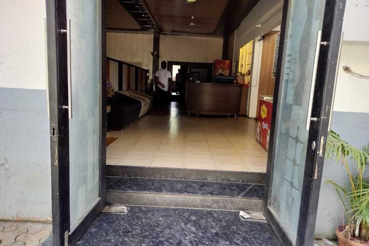 Hotel Saiba Lodging