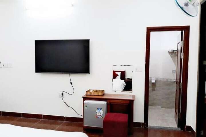 Room 15 of 48