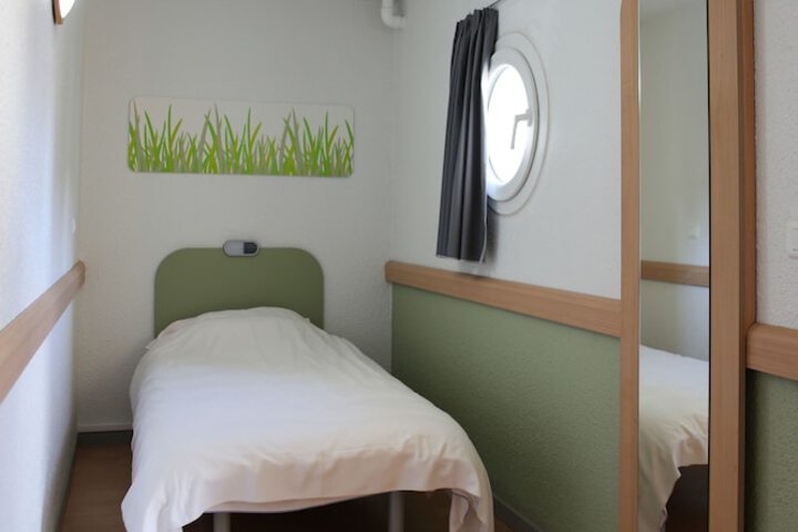 Room 12 of 59