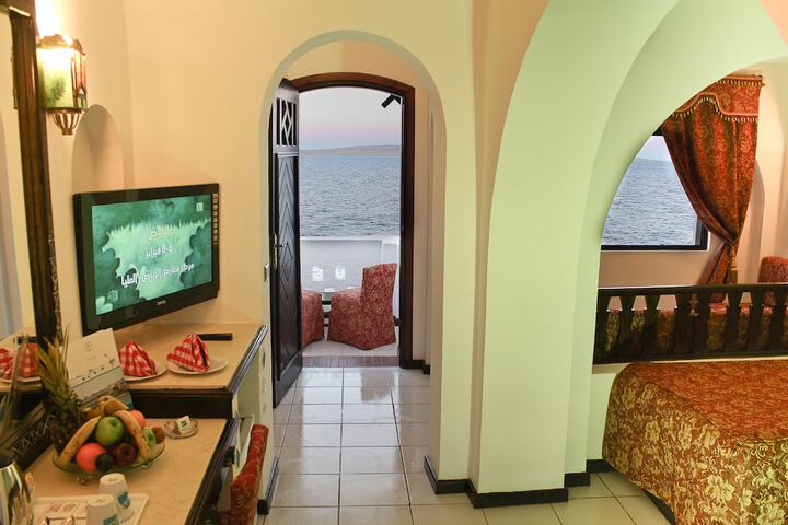 Room 10 of 88