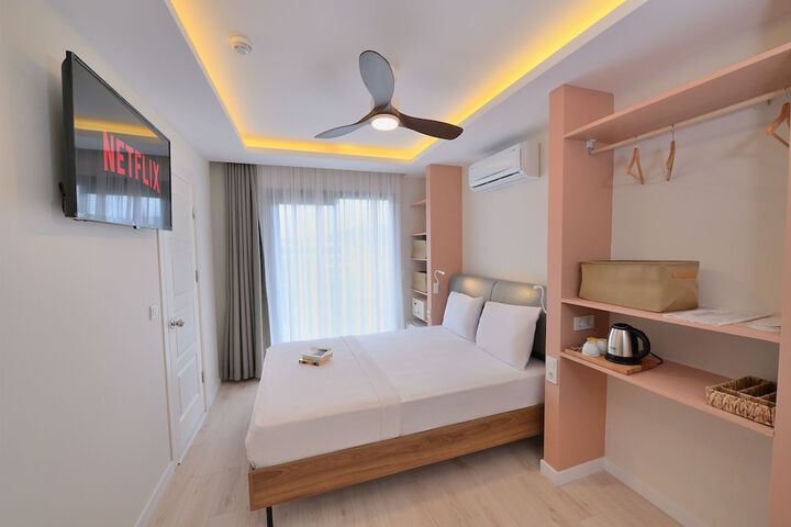 Room 5 of 29