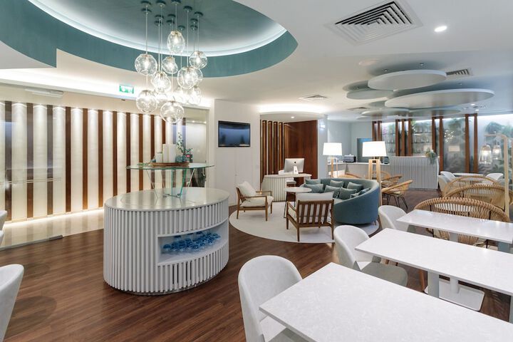 Snack bar