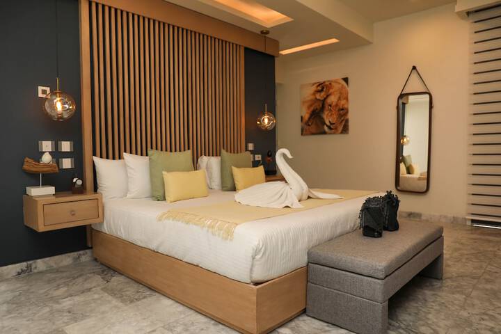Room 14 of 74