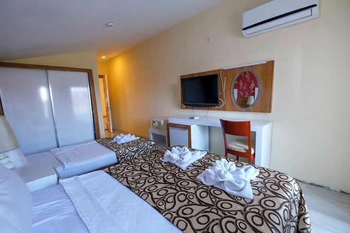 Room 7 of 52