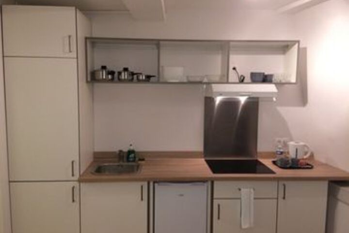 Room 84 of 112