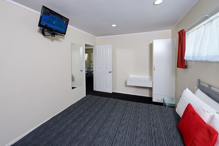 Room 10 of 57