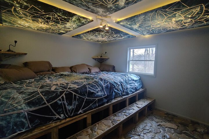 Room 4 of 50