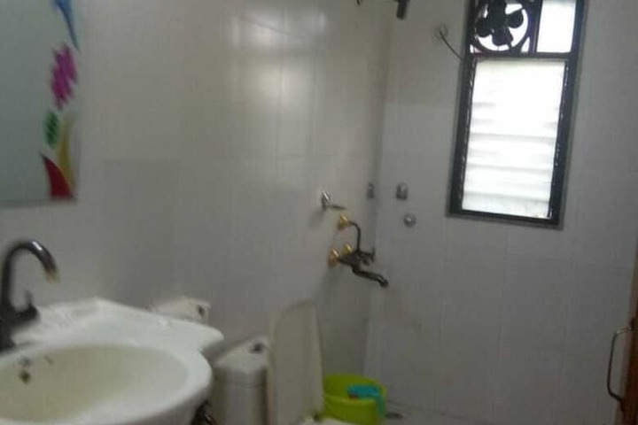 Room 12 of 13