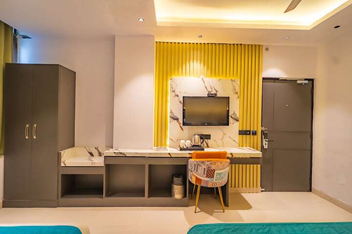 Room 14 of 109