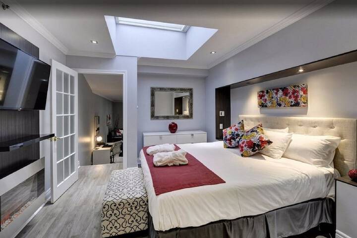 Room 4 of 47