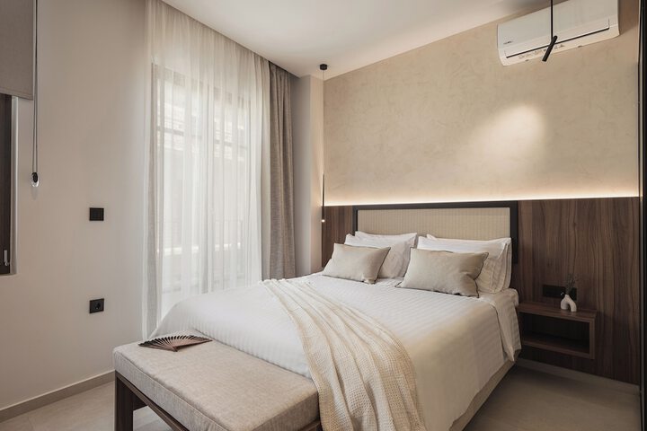 Room 37 of 120