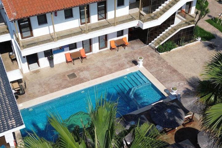 Hotel 101 of 107