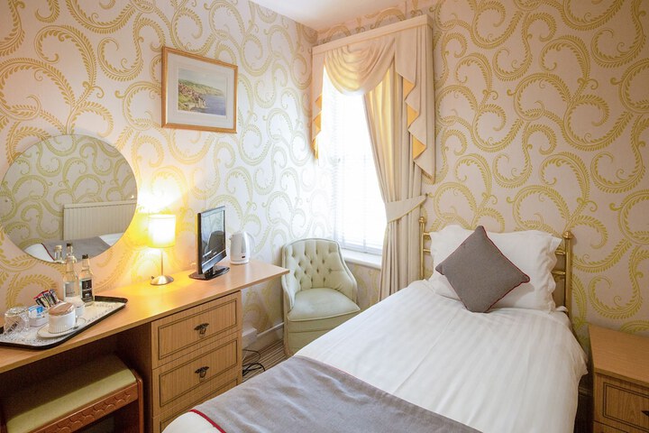 Room 14 of 44