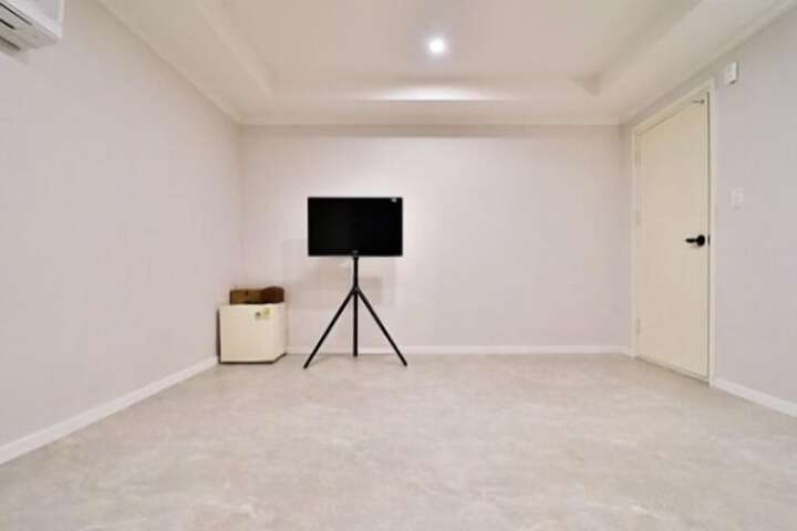Room 20 of 24
