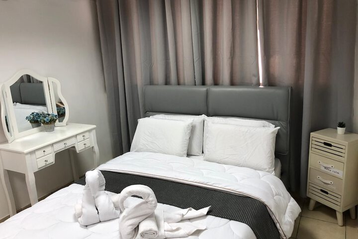 Room 35 of 140
